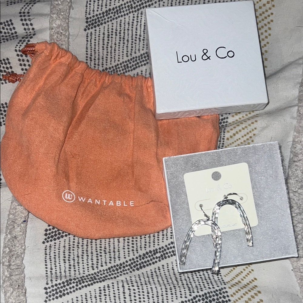 Lou & Co Arch earrings in silver. From Wantable. Worn once.